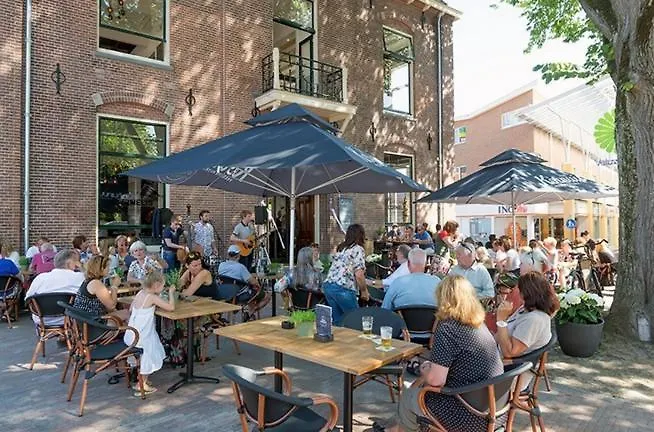 Modern Op De Veluwe Chalet *