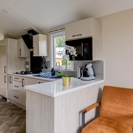 Chalet Modern Op De Veluwe Epe